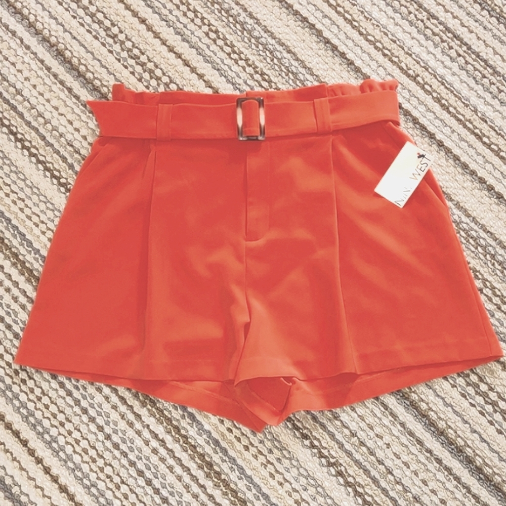 Nine West Paper bag waist dressy shorts Size Large